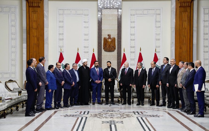 الزيدي في قلب التوازنات العراقية... تكليف يبدأ من تسوية سياسية