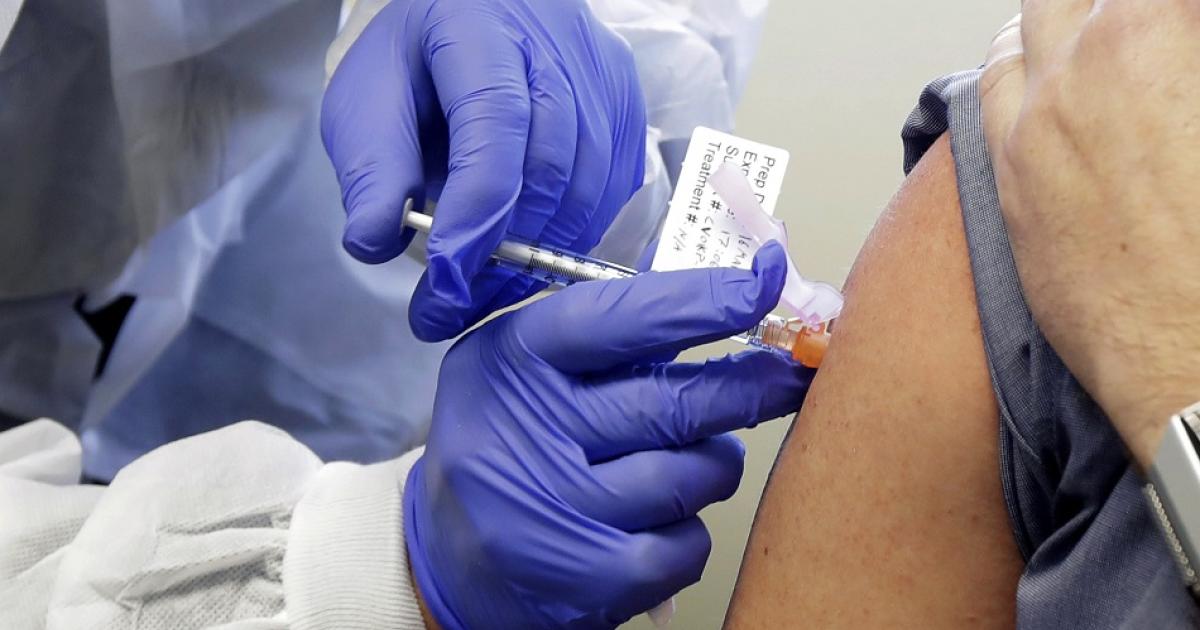 اللقاح الجانبية اعراض لقاح استرازينيكا