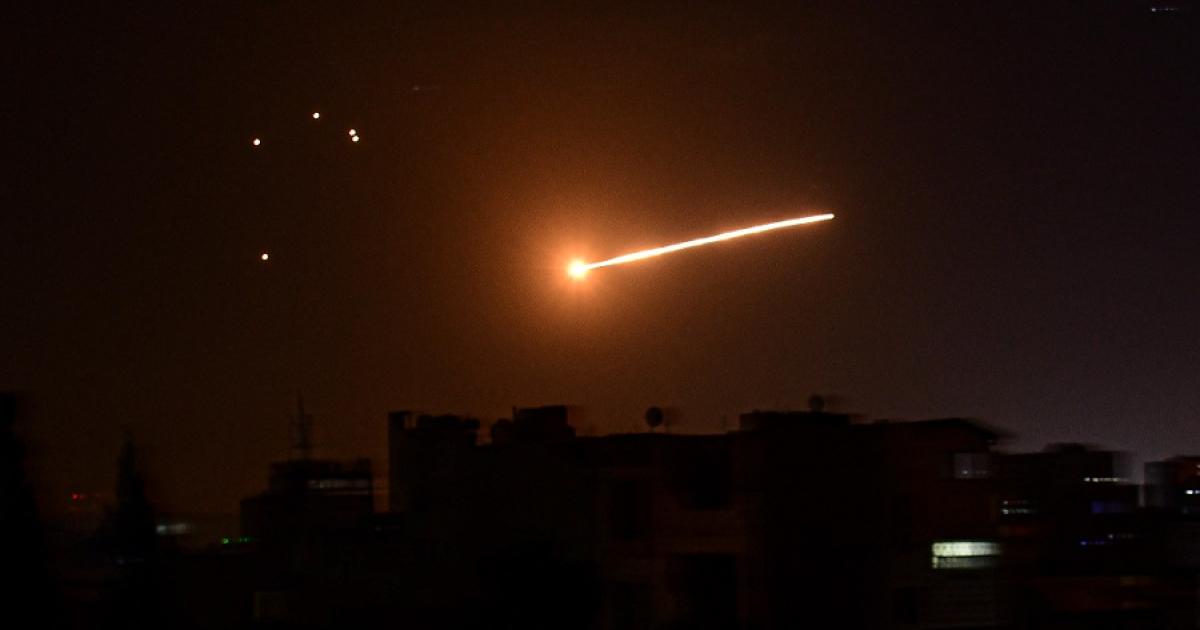 31 قتيلا على الأقل في استهداف إسرائيلي لمواقع عسكرية إيرانية في سوريا