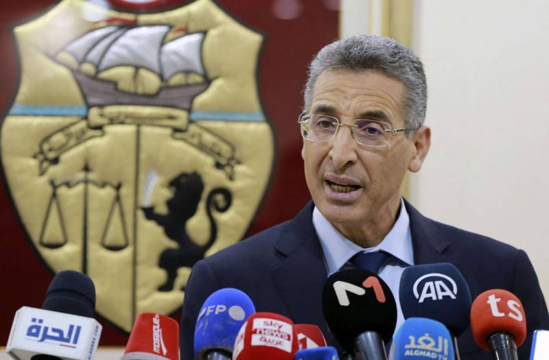 الكشف عن إحباط عملية اغتيال لوزير الداخلية التونسي الكشف عن إحباط عملية اغتيال لوزير الداخلية التونسي