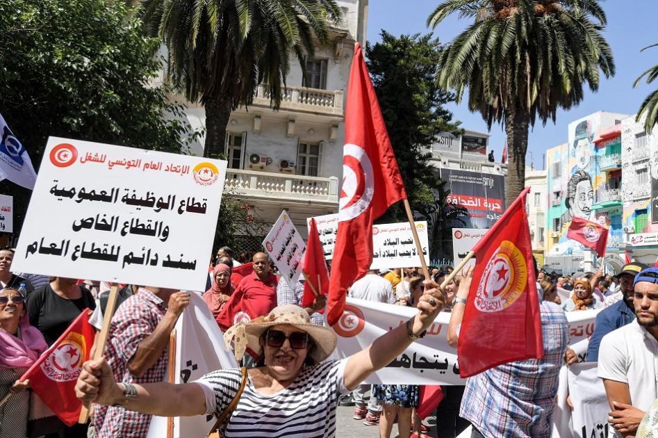 خصخصة الشركات العامة صداع مؤلم للحكومات التونسية خصخصة الشركات العامة صداع مؤلم للحكومات التونسية