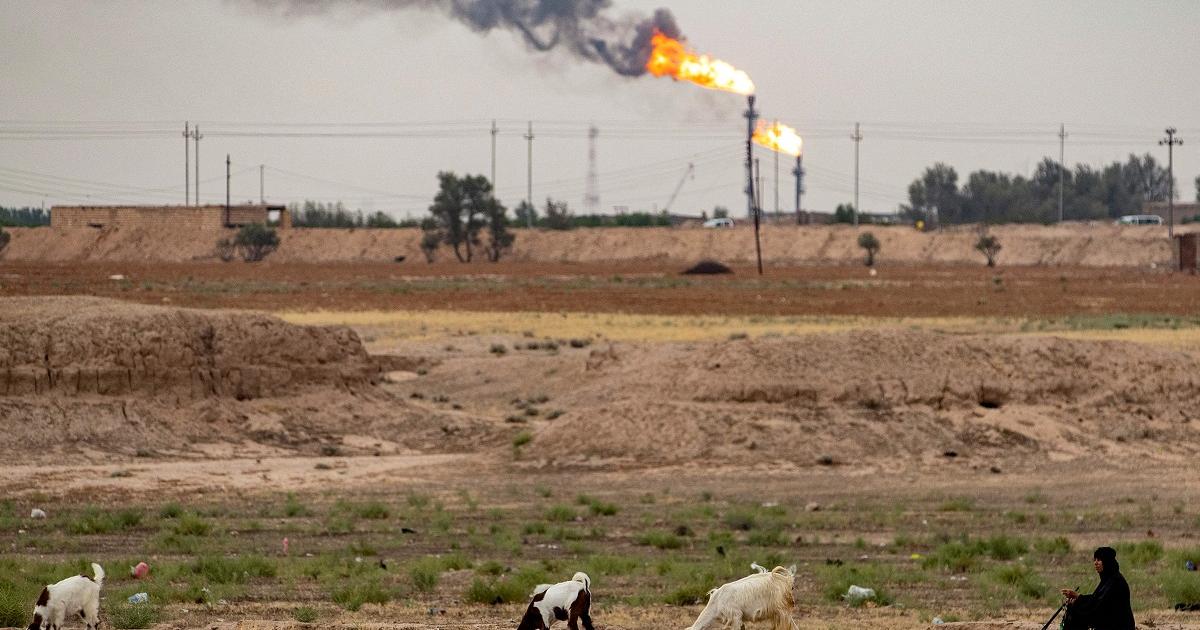 النفط العراقي بين الاستثمار الأجنبي والاستفادة المحلية