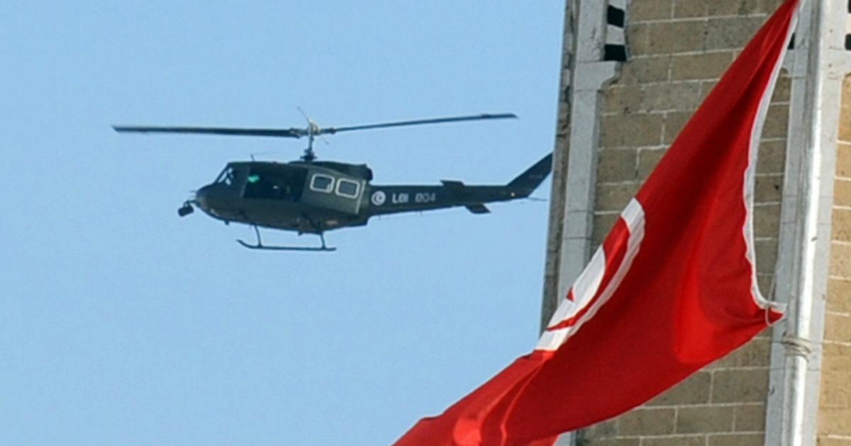 وزارة الدفاع التونسية تفقد الاتصال بمروحية عسكرية