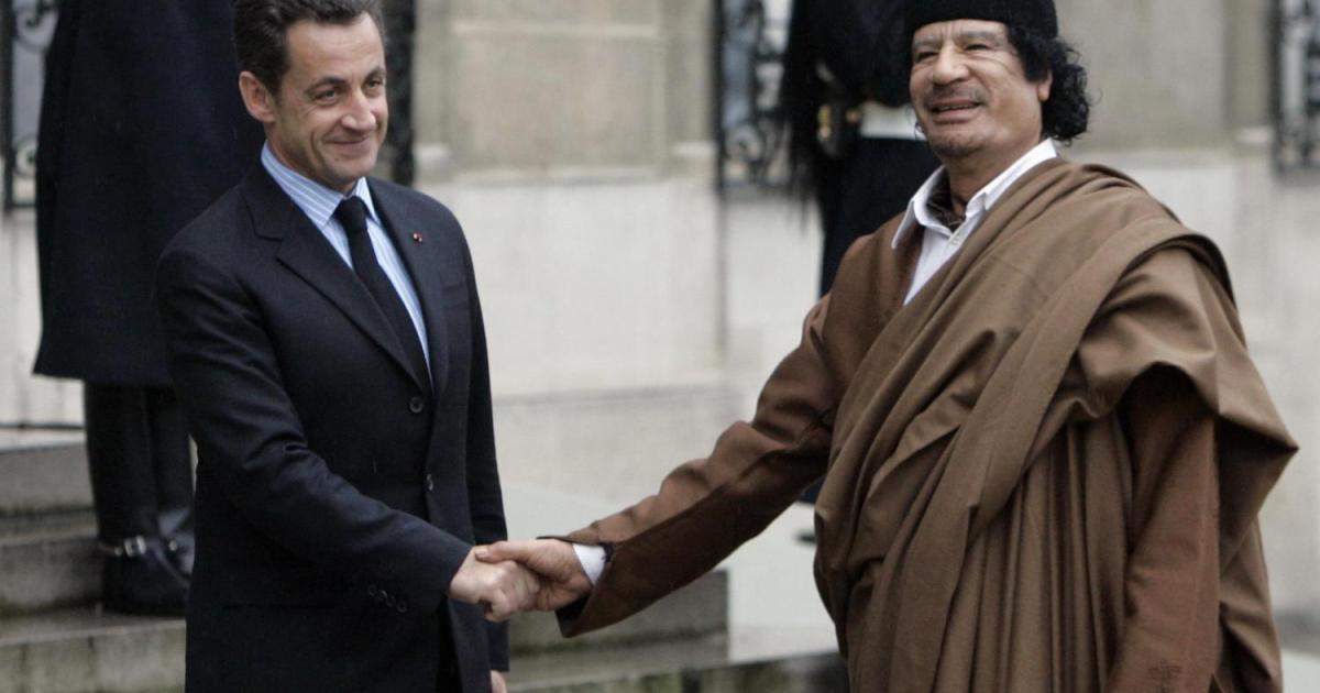 Qu’est-ce qu’un espion a révélé sur la conspiration de la France avec la Grande-Bretagne pour renverser Kadhafi ?