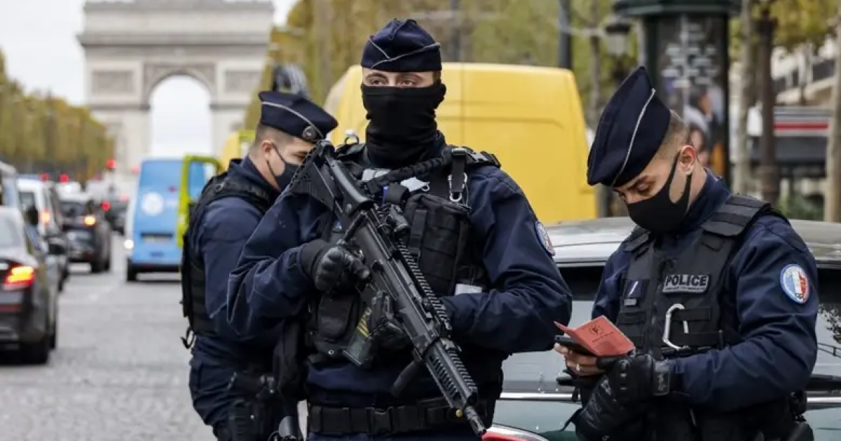 الشرطة تقتل رجلا حاول إضرام النار في كنيس شمال غربي فرنسا