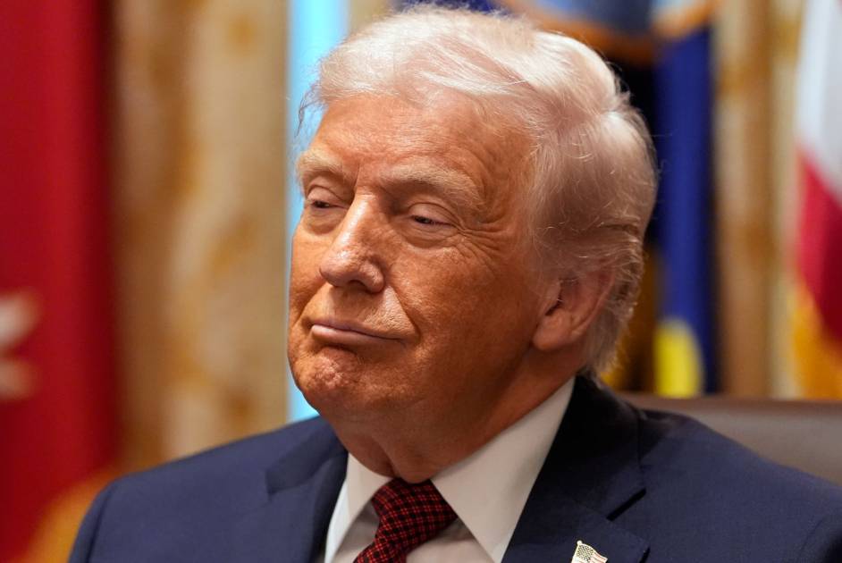 صورة تعبيرية لمقال ترمب والهجرة الأوروبية: صدام أيديولوجي يعكس توتراً متصاعداً في العلاقات العابرة للأطلسي