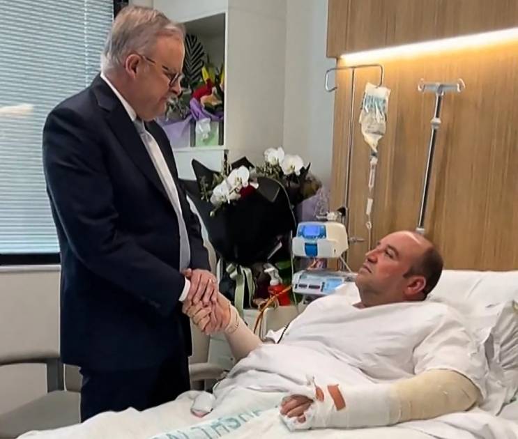 السوري "بطل بونداي" بات مصدر فخر لقريته المدمرة 
