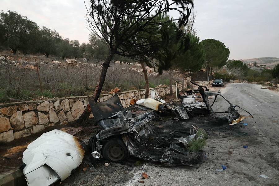 أعلن الجيش الاسرائيلي في بيانين منفصلين أنه استهدف عنصراً من "حزب الله" في منطقة الطيبة وآخر بسبلين... قتيلان بغارتين إسرائيليتين على جنوب لبنان 