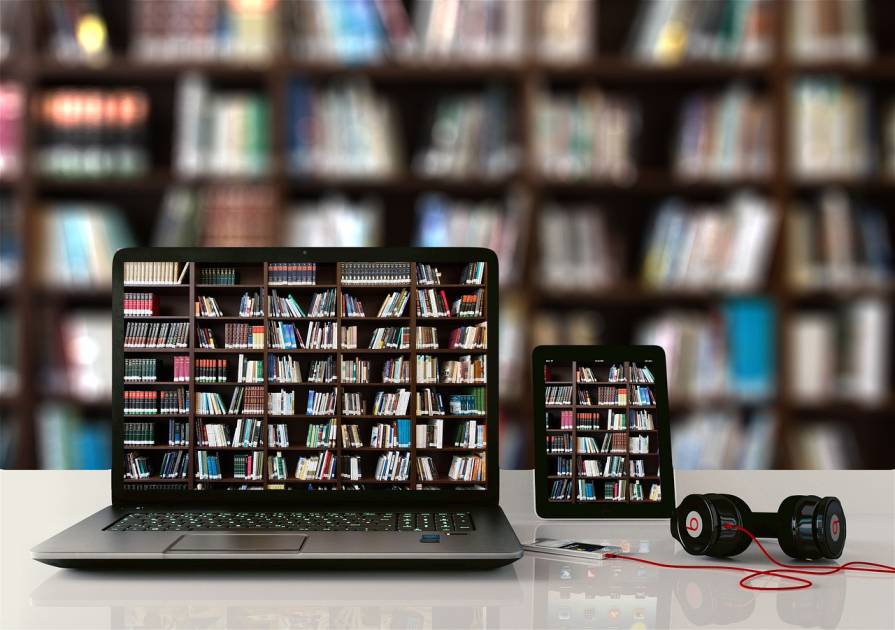 ضرورة تحصين الذائقة لمواجهة طغيان الآلة على الإبداع 