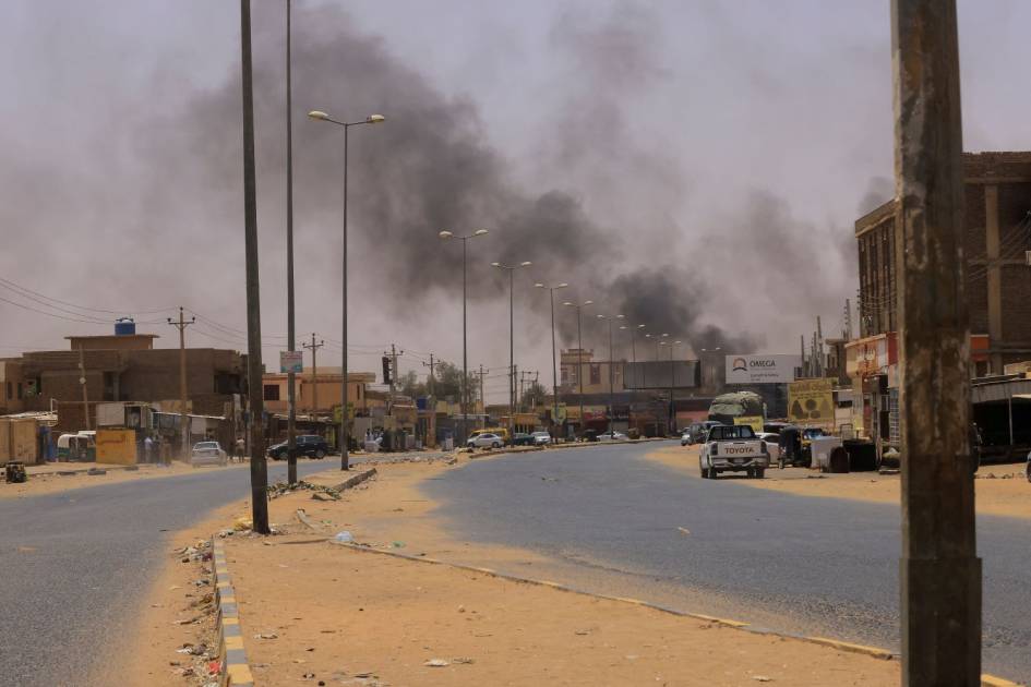 الجيش يتوغل جنوب الأبيض. معارك قرب حدود تشاد. اتهامات متبادلة بشن هجمات أودت بحياة مدنيين في جنوب كردفان. إليكم آخر التطورات في السودان. ismaelAli61 