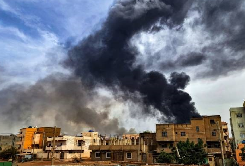 كيف يقرأ الدور الإماراتي في حرب السودان؟