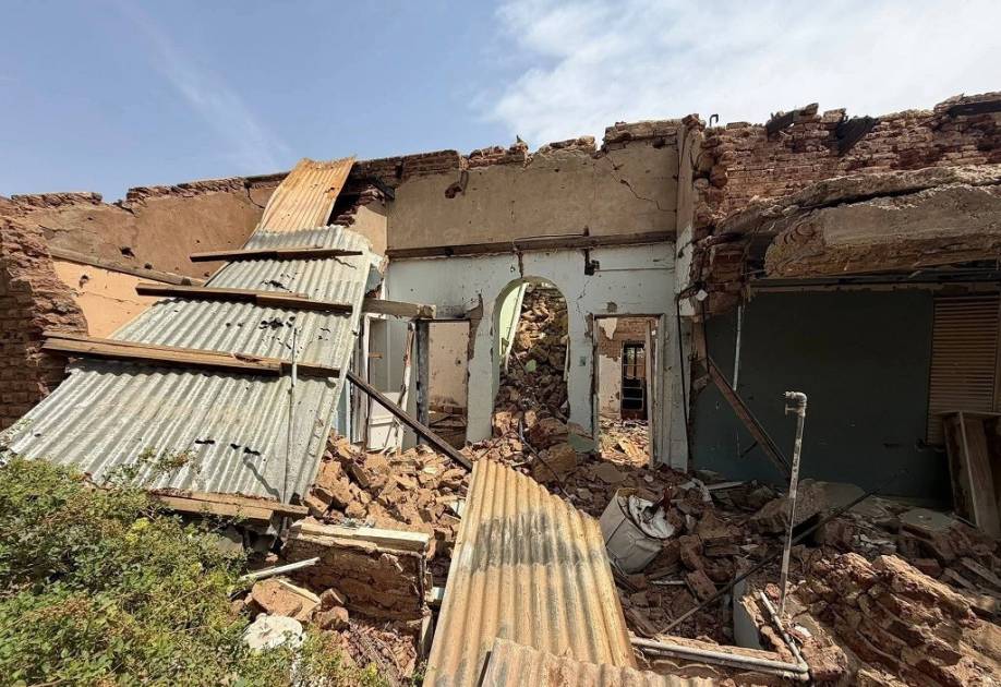 دمار منزل العلامة عبدالله الطيب في الخرطوم يمحو جزءاً من الذاكرة الثقافية السودانية