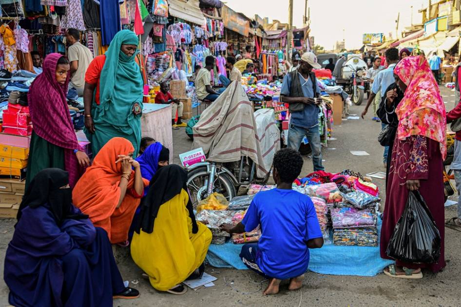السودانيون يحاولون حفظ إرثهم عبر الحكاوي والتوثيق الرقمي