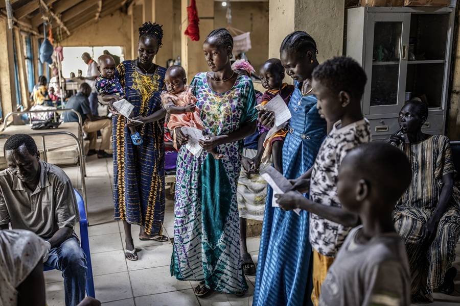 العقارب السامة تغزو شمال السودان والمستشفيات بلا أمصال… مأساة تتفاقم سنوياً
