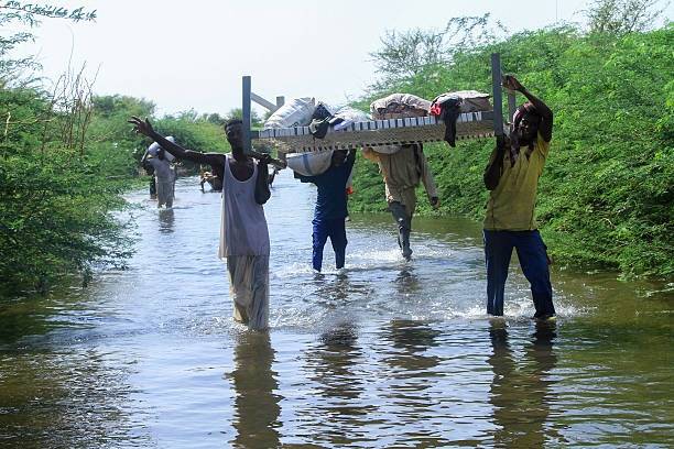 خريف قاسٍ يضاعف معاناة نازحي النيل الأزرق في السودان