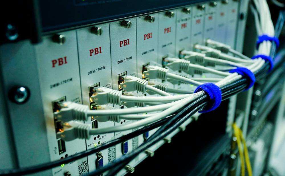 أزمة الكهرباء في إيران... كبار المستهلكين أم مزارع تعدين العملات المشفرة؟