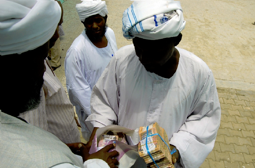 الغلاء يزيد معاناة السودانيين مرارة