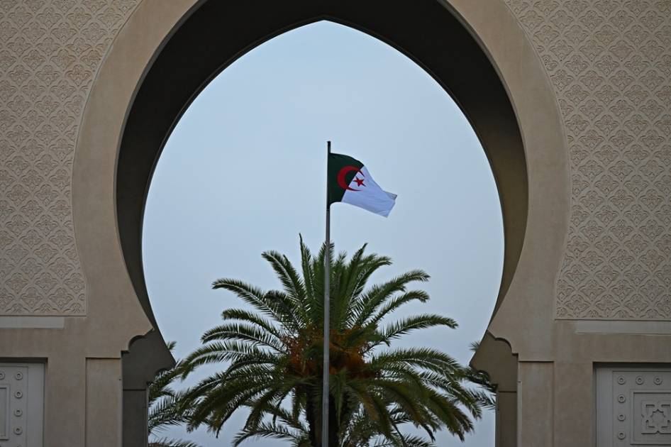 عاجل: الجزائر تقطع علاقاتها الدبلوماسية مع الإمارات 