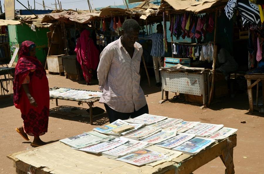 الصحافة الورقية في السودان أمام اختبار العودة