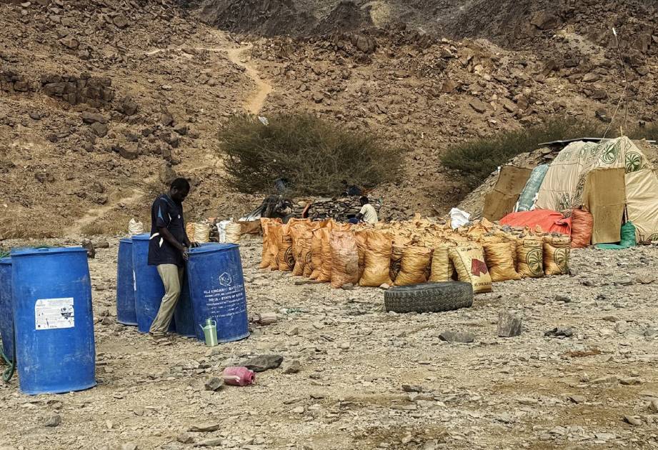اندفاع السودانيين يدفن أحلام الثراء في "آبار" الذهب