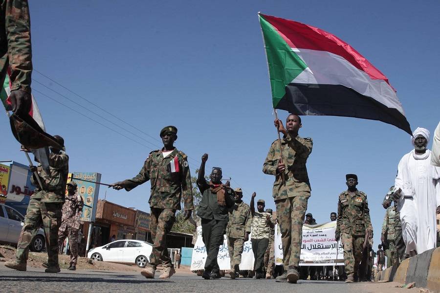 الجيش يسترد بلدتين في النيل الأزرق ويكثف هجماته الجوية في دارفور وكردفان