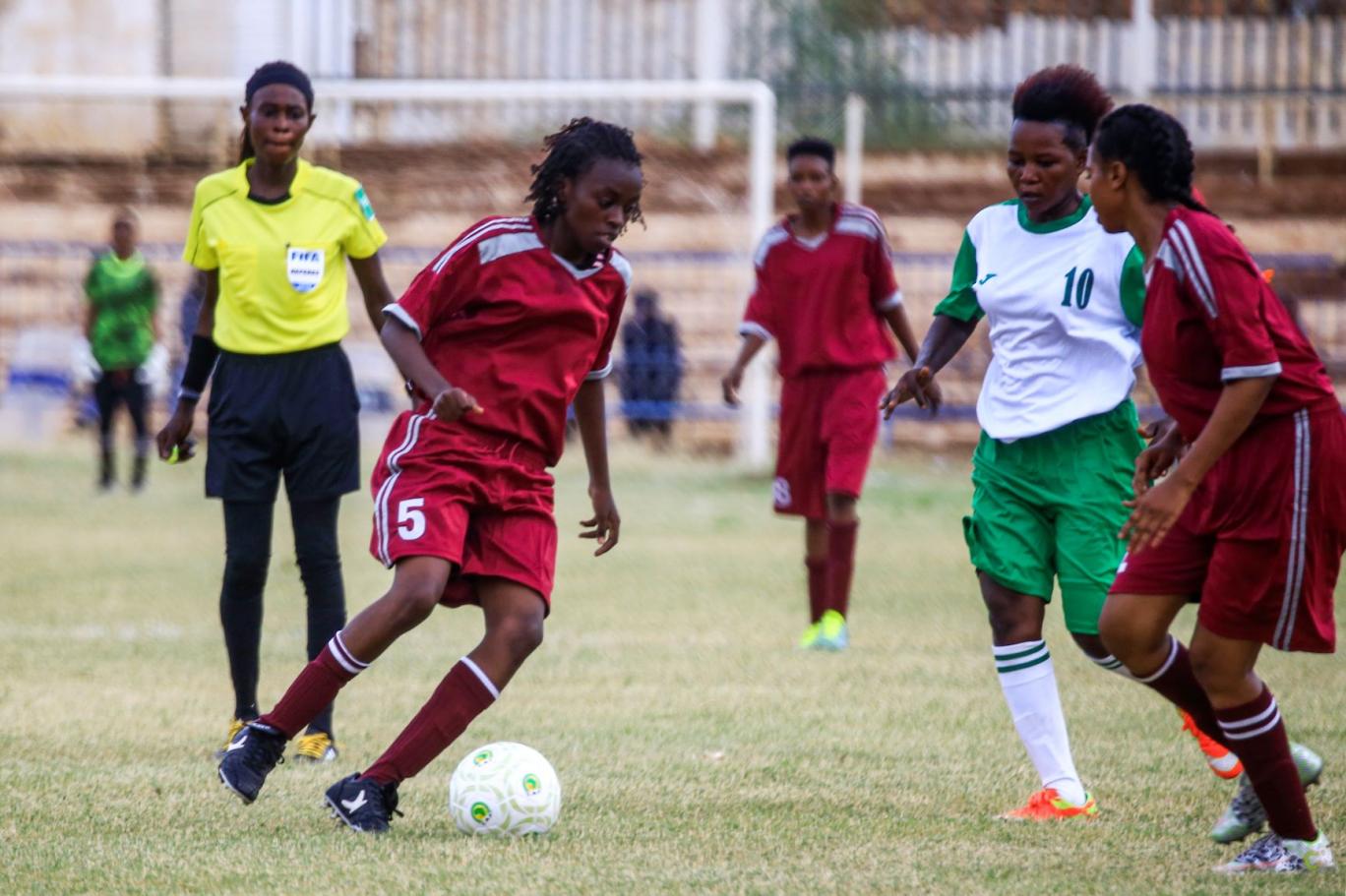 كرة القدم النسائية في السودان تستفز المتشددين دينيا اندبندنت عربية