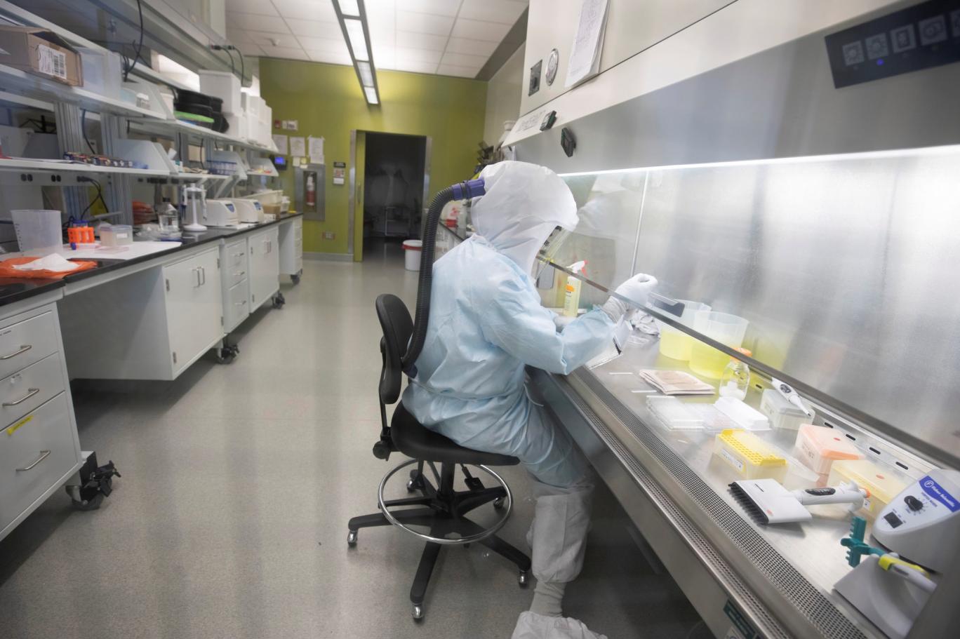 كورونا سباق عالمي للحصول على عقار مضاد للفيروس اندبندنت عربية