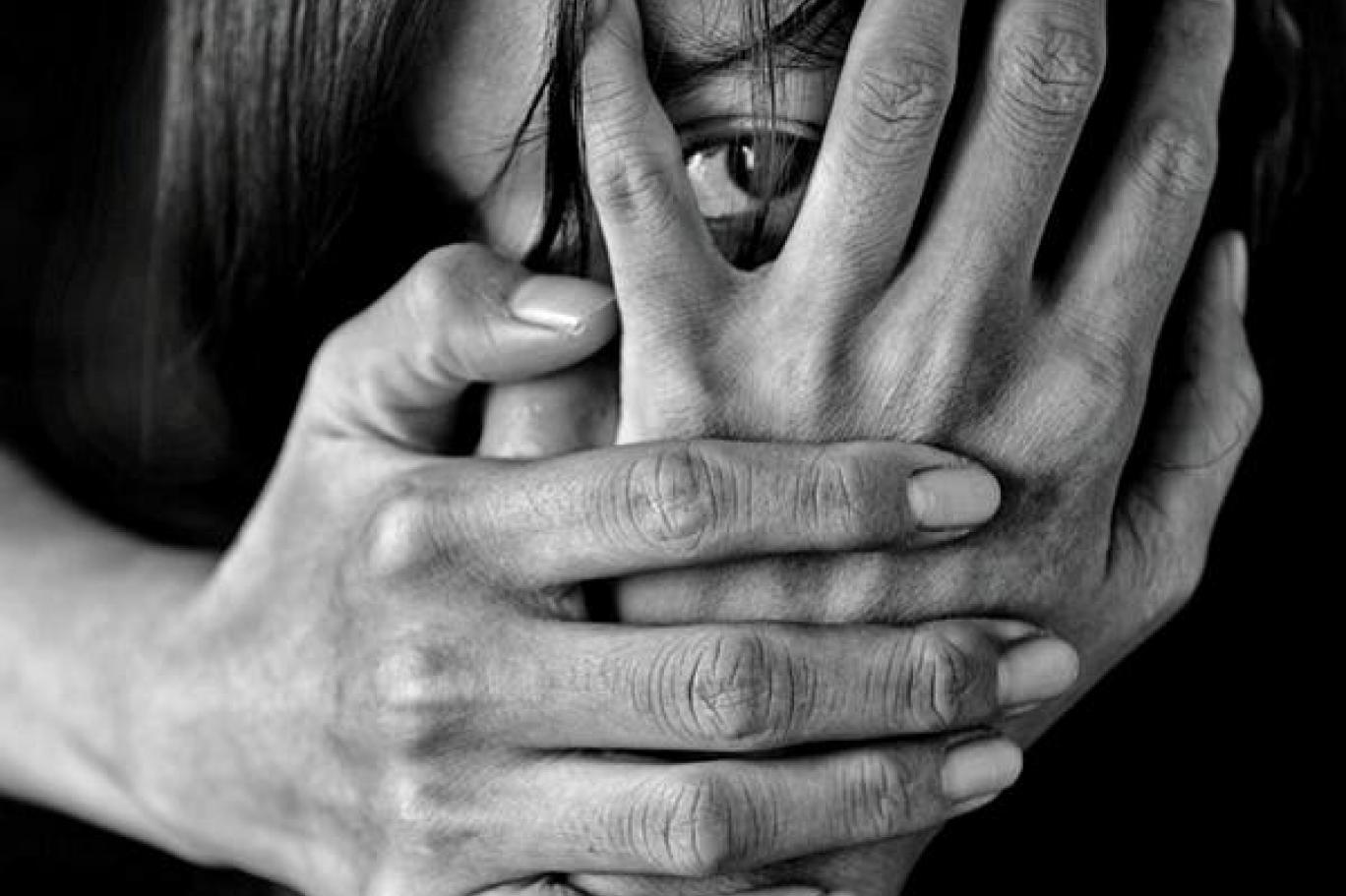 العنف الأسري صرخات مكتومة خلف أبواب كورونا | اندبندنت عربية