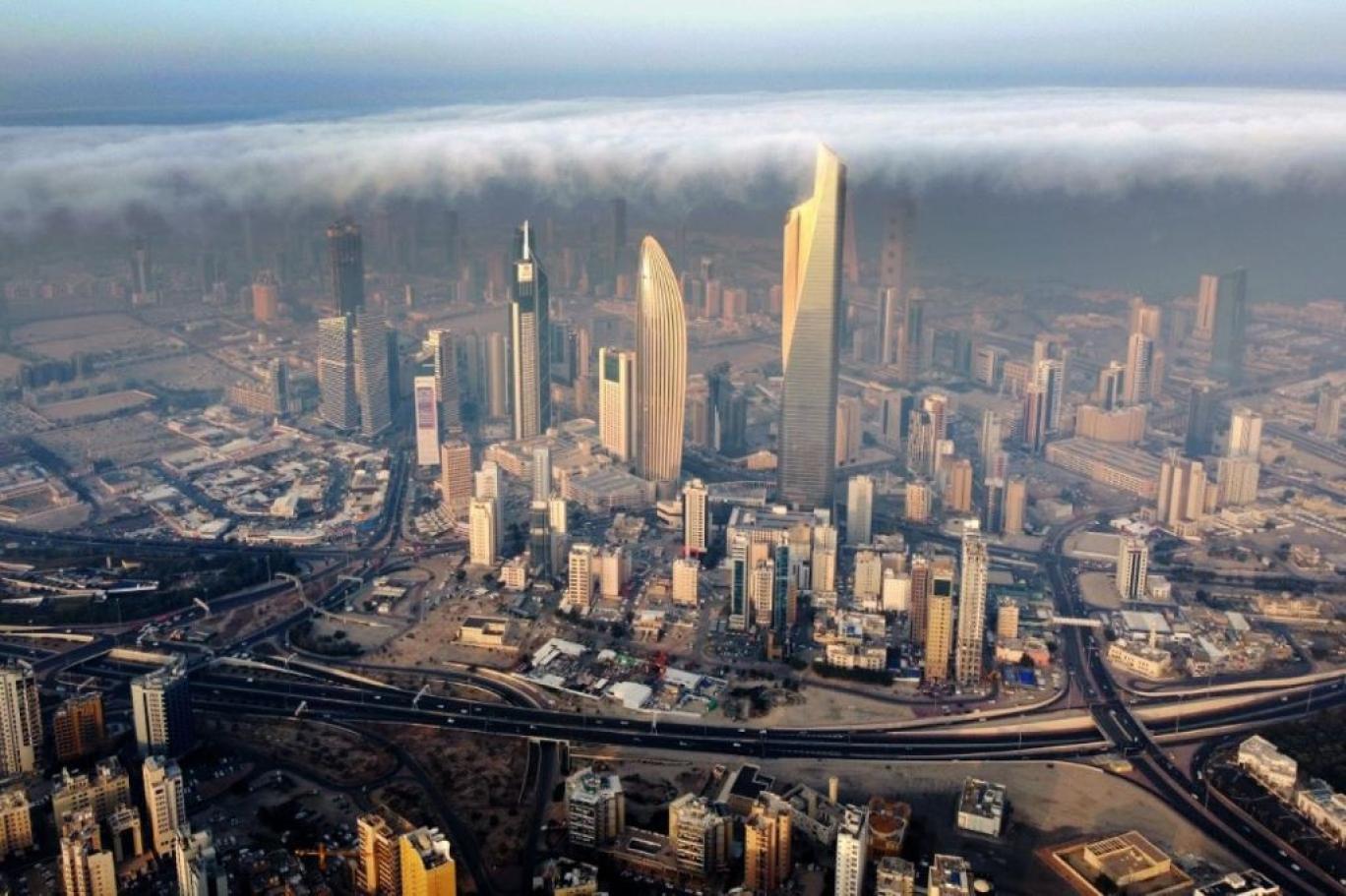 اقتصاد الكويت 2023: تصنيف «AA-» ونظرة مستقرة وفائض مالي بـ3.5%