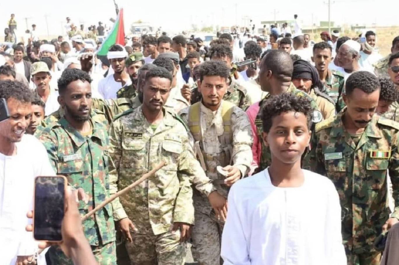 "الدعم السريع" تستهدف منزل قائد "درع السودان" وتقضي على شقيقه