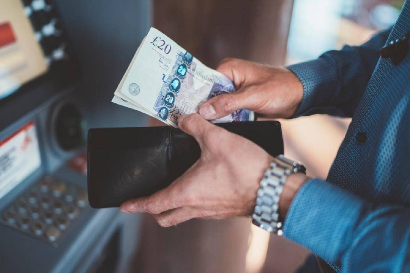 ضبط 4 أشخاص لغسل 150 مليون جنيه من حصيلة الغش التجاري