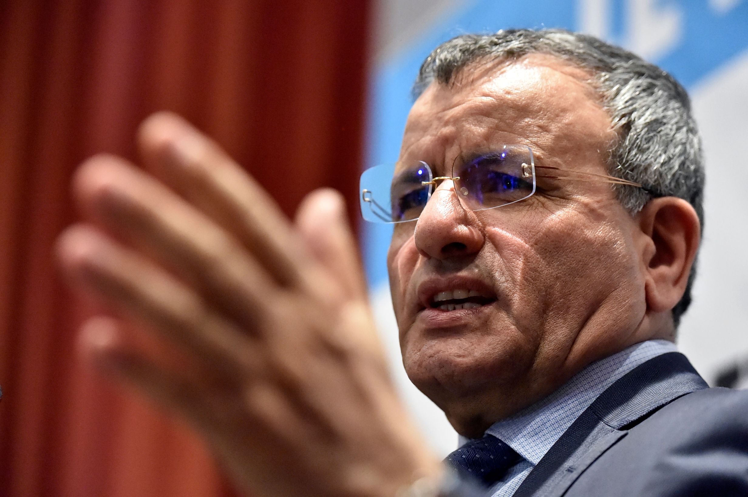 قدم غديري نفسه على أنه الرجل القادر على إحداث تغيير في الجزائر (أ ف ب)