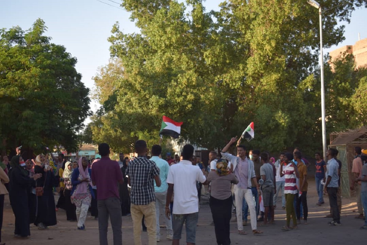 احتجاجت بأحد أحياء الخرطوم - اندبندنت عربية.jpg