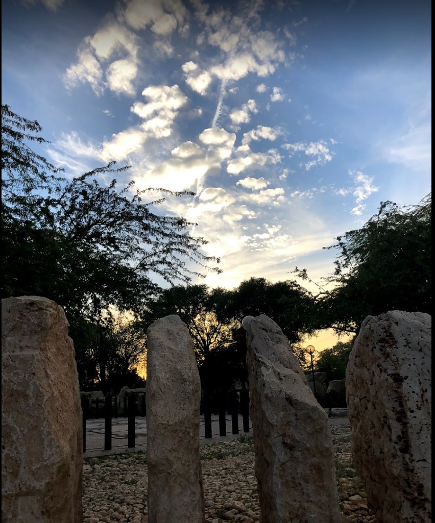 PHOTO-2019-11-30-21-20-49 (2).jpg