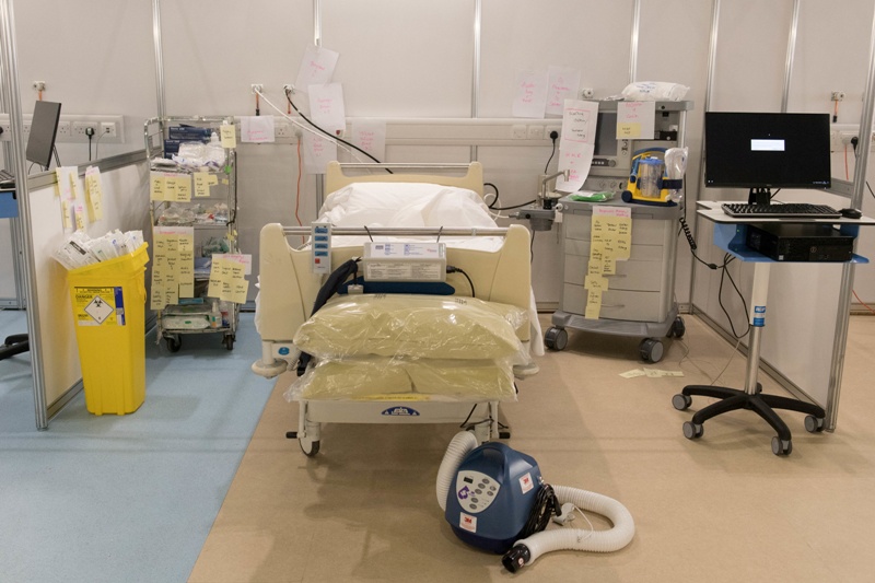 أجهزة ومعدات طبية في مستشفى تابع لهيئة "الخدمات الصحية الوطنية" 