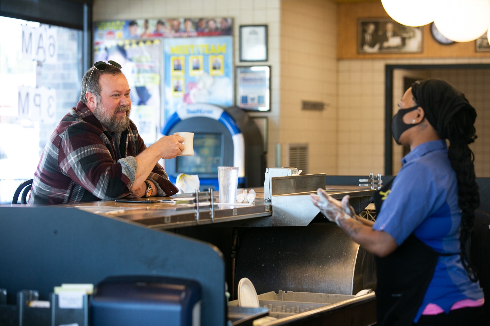 تكساس تسمح بفتح المطاعم ومحلات التجزئة ومسارح السينما.(غيتي).jpg