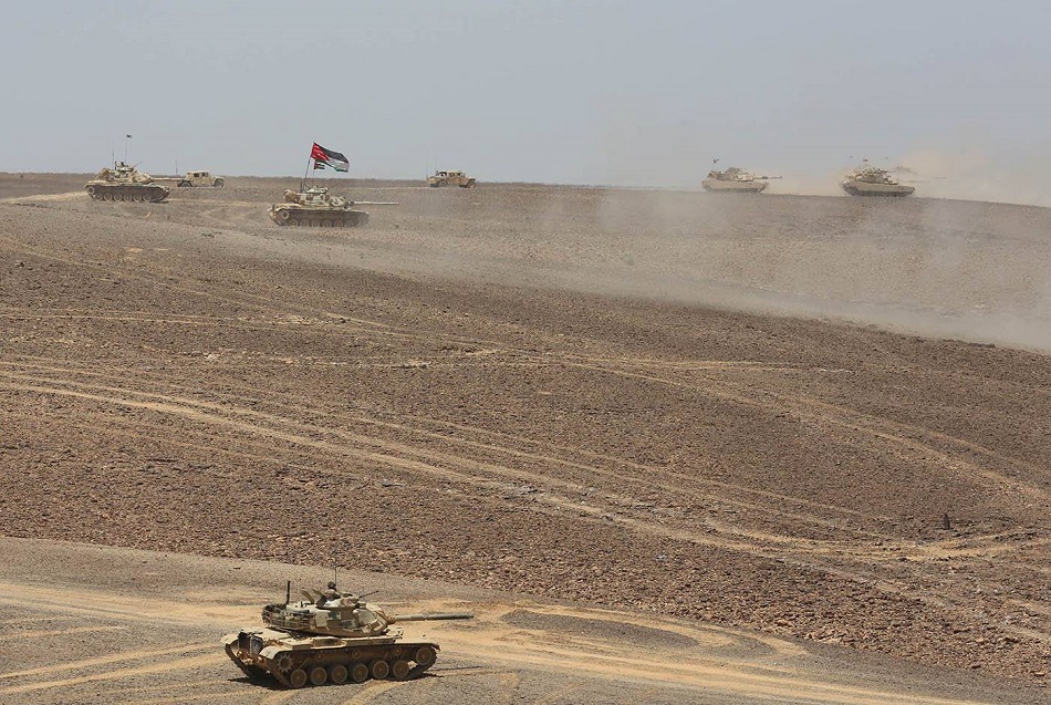 دبابات الجيش الأردني خلال مناورات الأسد المتأهب في عام 2017 (خليل مزرعاوي - اندبندنت عربية).jpg