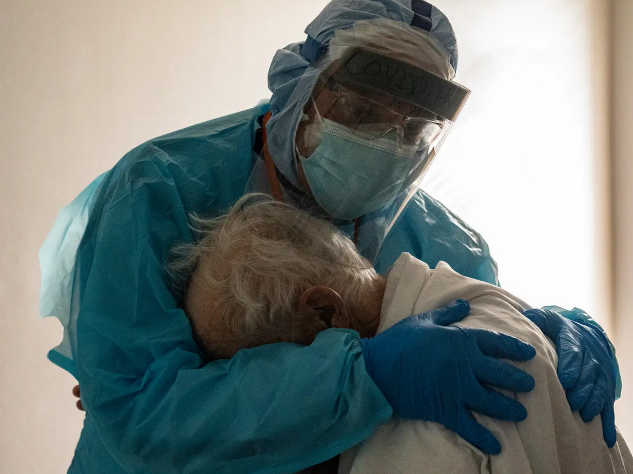 رعاية الأكبر سناً يجب أن تعطى أولوية كبرى في النظم الصحية المعاصرة 