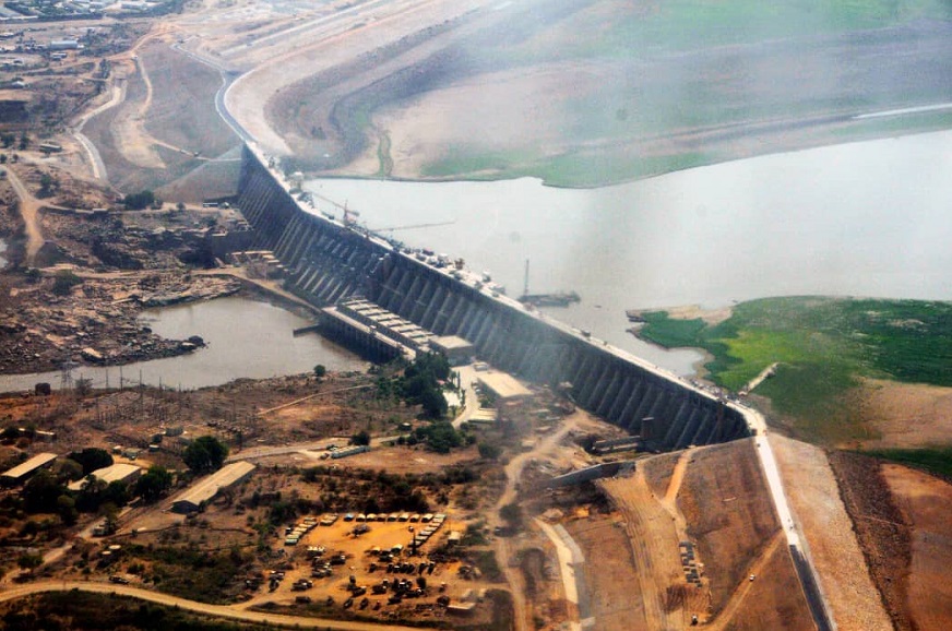 بحيرة سد الروصيرص.jpg