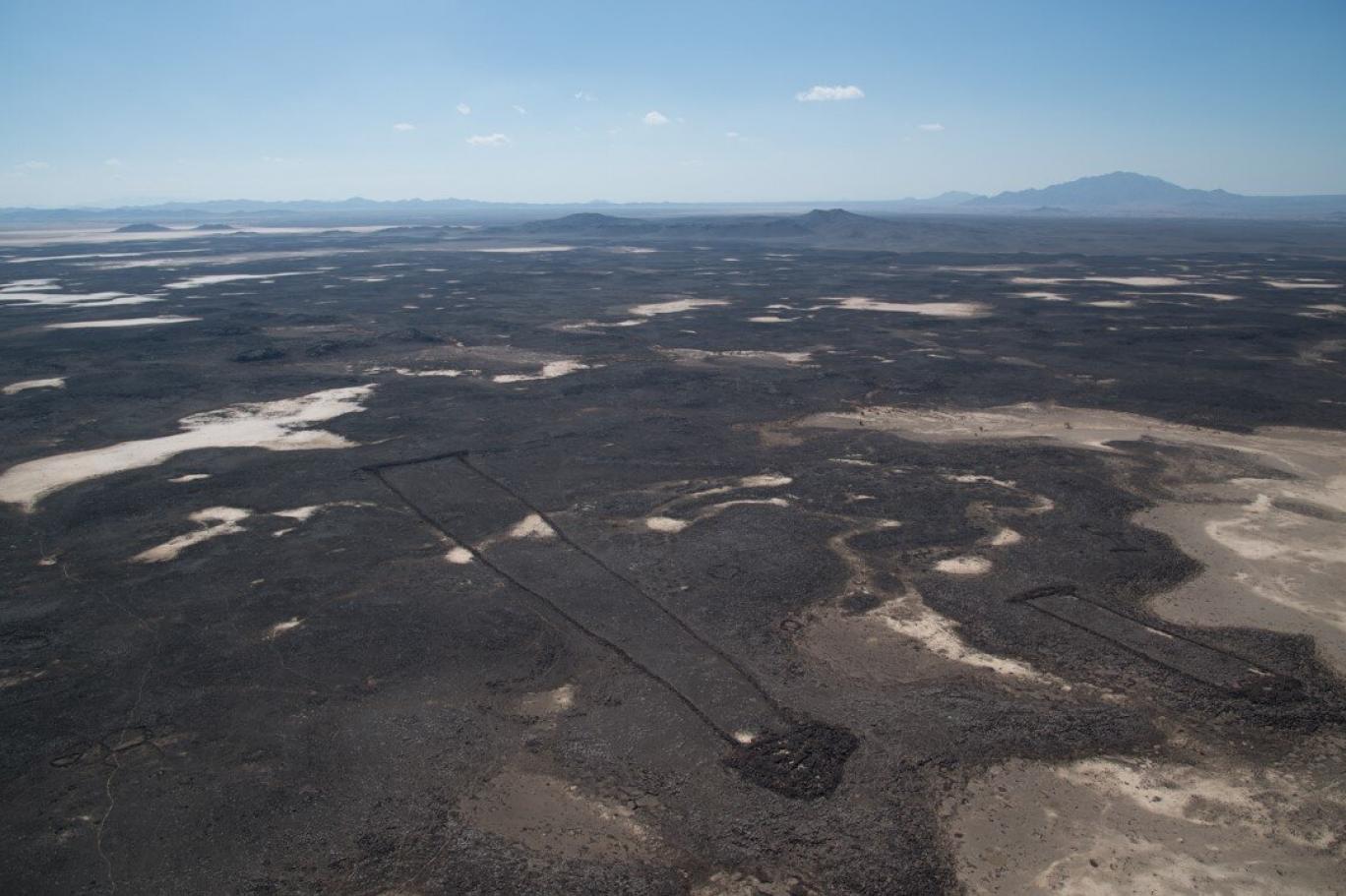 مستطيلات الصحراء التي يعود عمرها إلى آلاف السنين والمكتشفة في العلا وخيبر (الهيئة الملكية بالعلا)