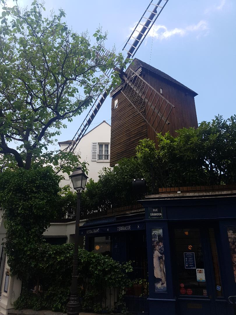 مولان دو جالت.jpg