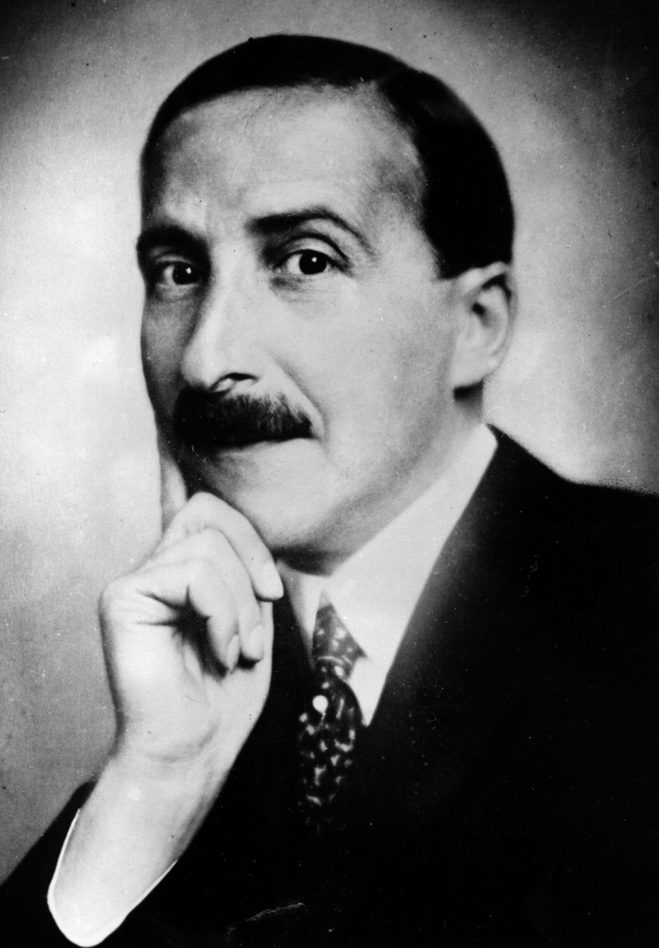 Stefan Zweig.jpg