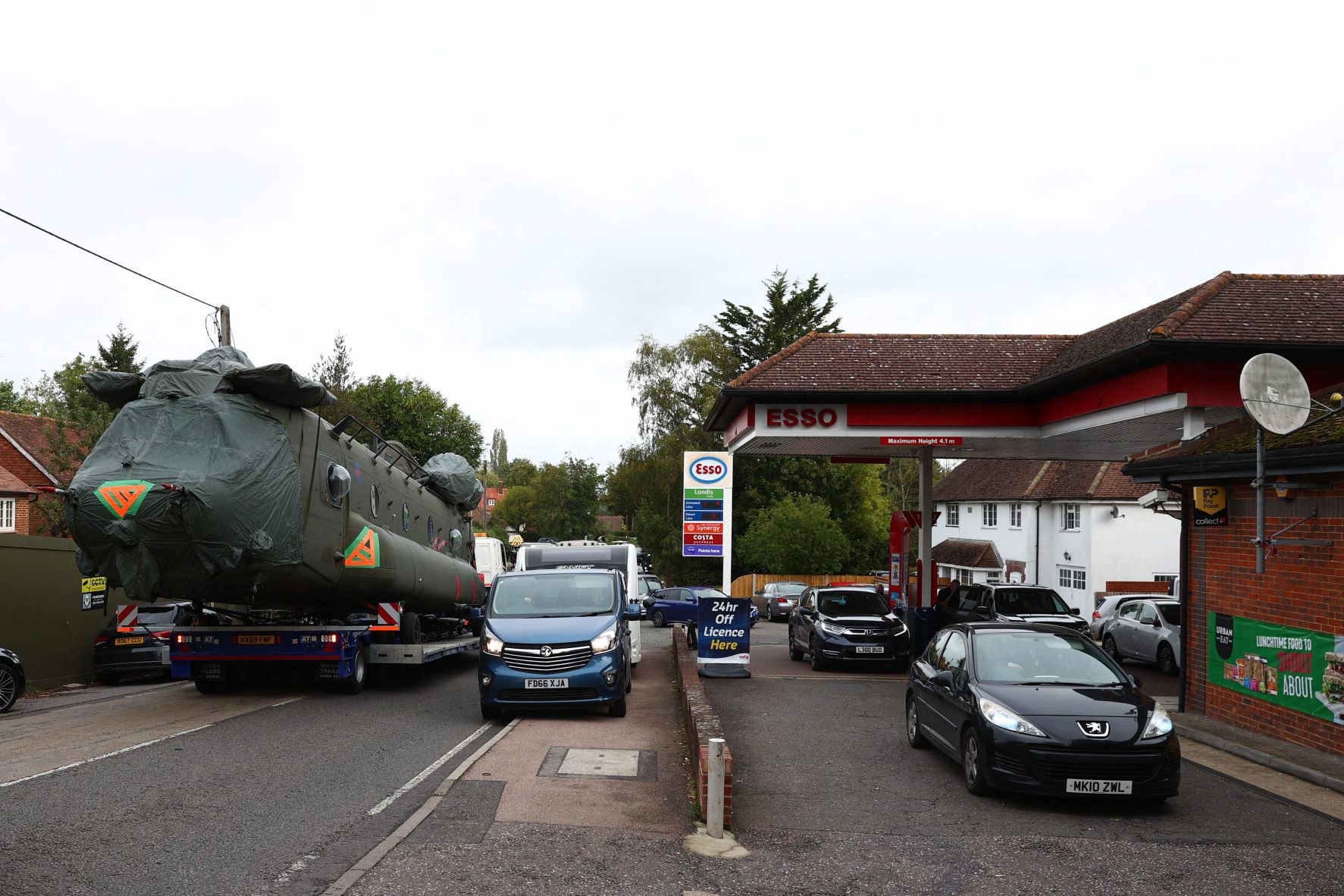 يتأهب الجيش البريطاني للمشاركة في حل أزمة إمدادات الوقود