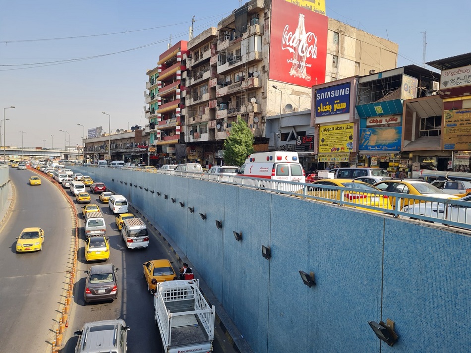 الاختناق_المروري_في_شوارع_بغداد_نتيجة_عدد_السيارات_المتزايد__(4).jpg
