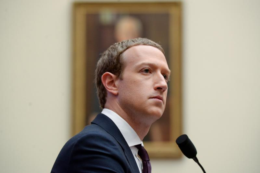 مارك زوكربرغ مؤسس "فيسبوك" يدلي بشهادته أمام الكونغرس، خريف 2019 