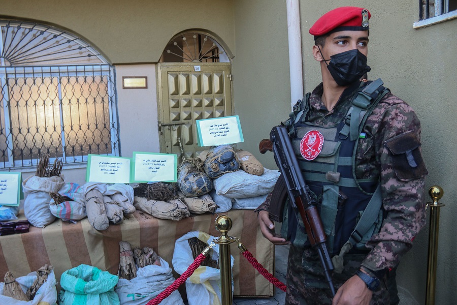 عز الدين-3.jpg