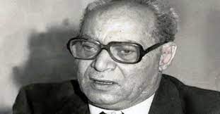 لويس.jpg