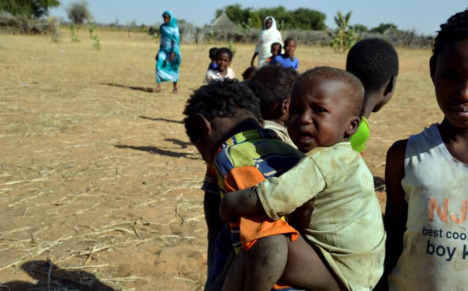 نزوح وتشريد الآف السكان (حسن حامد).jpg