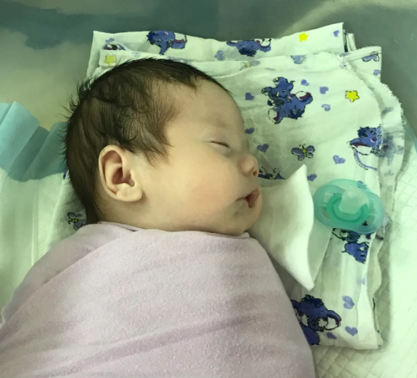 baby surrogate 2.png