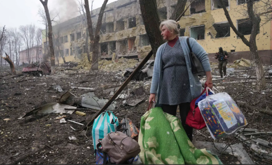 lady at mariopol ap.png